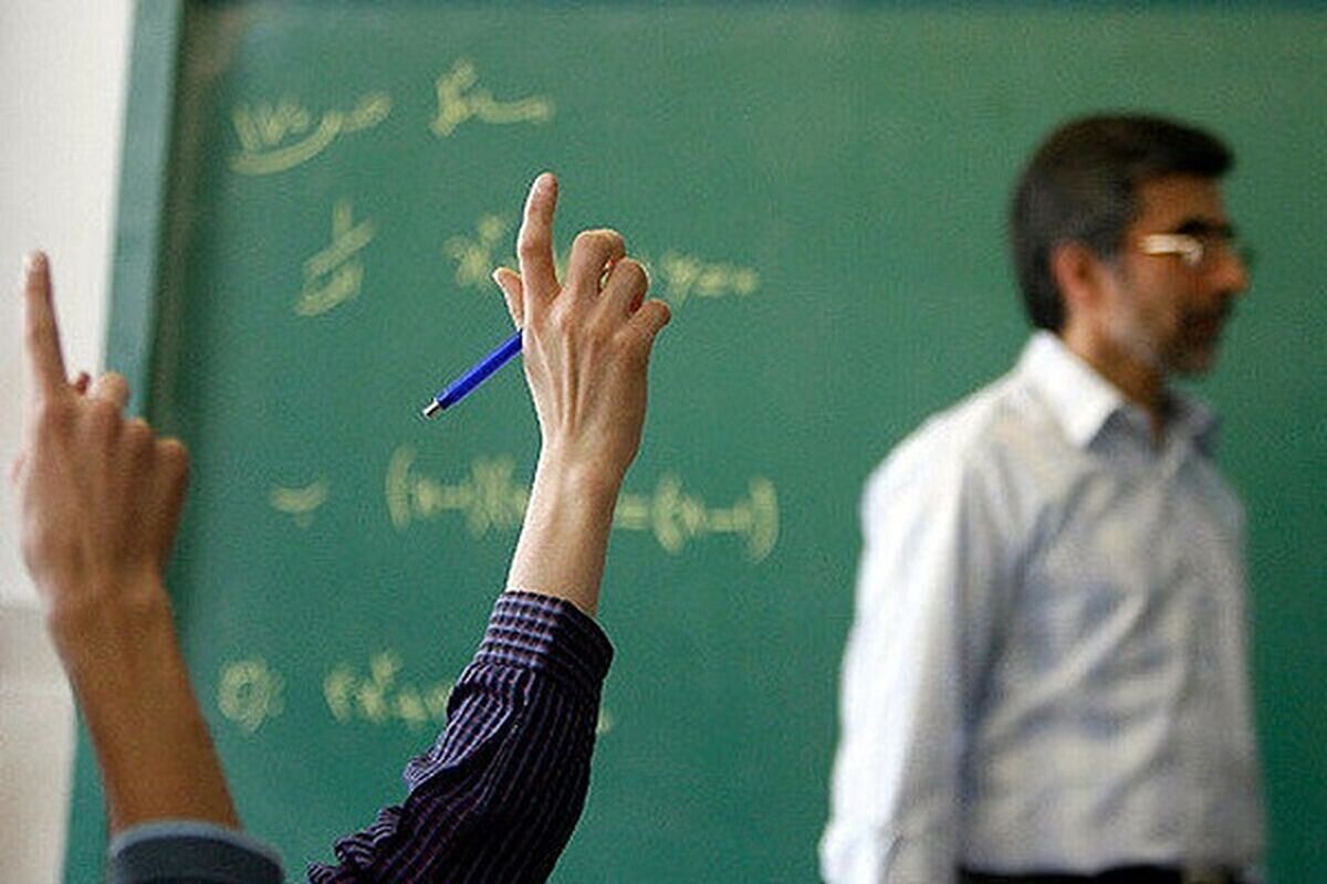 معلمان نگهبان روشنایی هستند