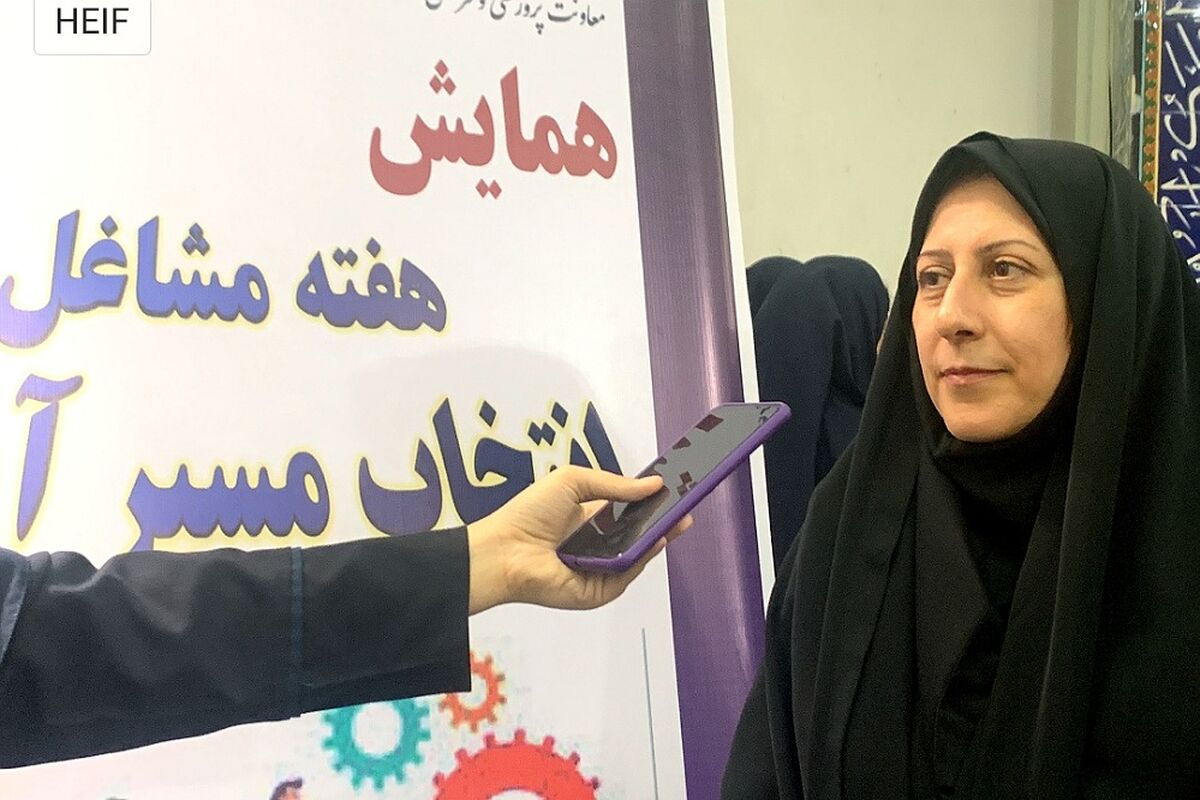هدایت تحصیلی، پلی برای خودشناسی و پیشگیری از آسیب‌های روانی و اجتماعی نوجوانان است