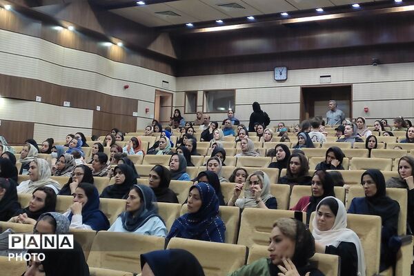 توانمندسازی و پیشگیری از آسیب‌ها ویژه کلاس اولی های مدرسه ملاصدرا 