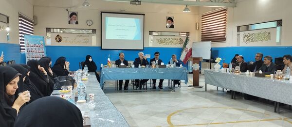 جلسه مدیران مدارس نمونه دولتی و خاص فرهنگ نواحی هفتگانه مشهد مقدس 