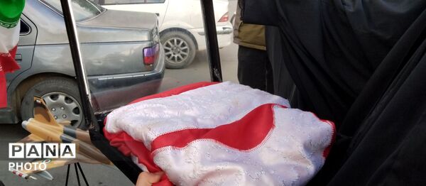 برپایی موکب در تویسرکان به مناسبت چهلم رهبر شهید و کودکان میناب