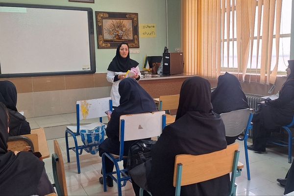 حضور آموزگاران پایه در برنامه‌های آموزشی سلامت و تندرستی(طرح شمیم) ناحیه دو شهرری 