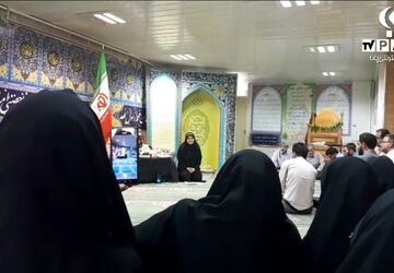 مراسم یادبود شهادت ۲ دانش‌آموز شهید  دبستان کمیل ناحیه۴ 