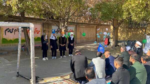 آسمان باخرز به امید رحمت؛ نماز باران با حضور دانش‌آموزان و مسئولان اقامه شد