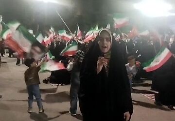 اجتماع فرهنگیان مهریز جلوه ای زیبا از اقتدار و مقاومت