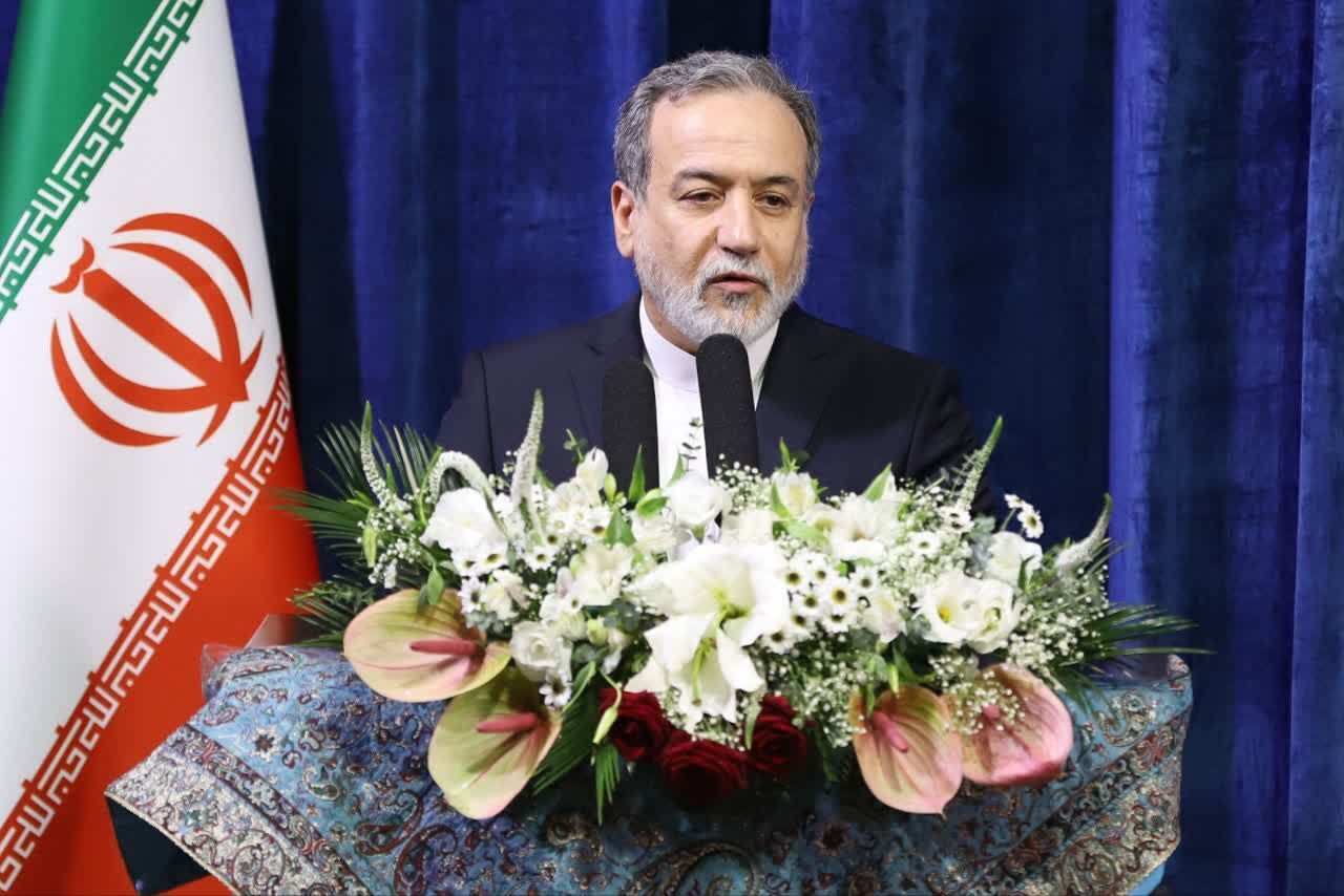 مدرسه‌سازی بنای آینده نسل ایران است