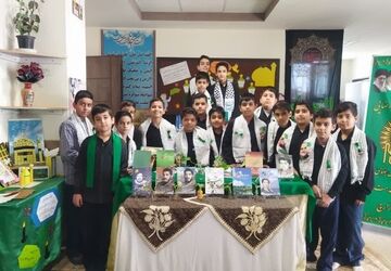 بزرگداشت هفته کتاب و کتابخوانی در دبستان واحدی زارچ