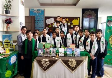 بزرگداشت هفته کتاب و کتابخوانی در دبستان واحدی زارچ