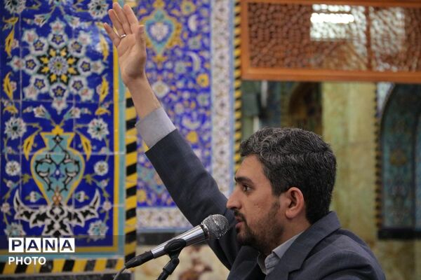 برپایی آیین بزرگداشت دولتمردان شهید در مسجد حظیره یزد 