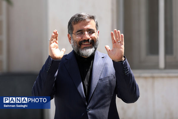 حاشیه جلسه هیات دولت - ۲۳ خرداد