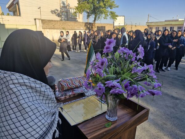 طنین قرآن و یاد شهدای مقاومت در مدارس مرند
