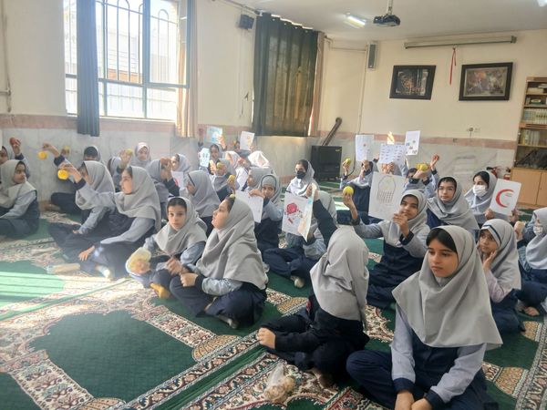 انتخابات سفیران سلامت در دبستان میثاق ناحیه سه