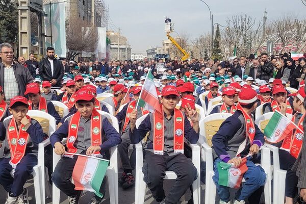 راهپیمایی ۲۲ بهمن، آینه تمام‌نمای همبستگی ملی