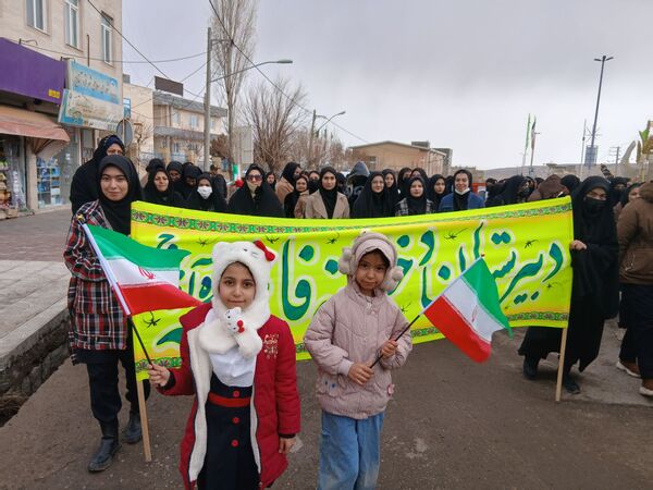راهپیمایی ۲۲ بهمن ، جلوه‌ای از وحدت و انسجام مردم غیرتمند چاراویماق 