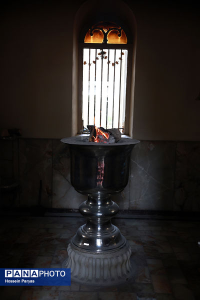 بازدید وزیر میراث فرهنگی، گردشگری و صنایع‌دستی‌ از نیایشگاه آدُریان