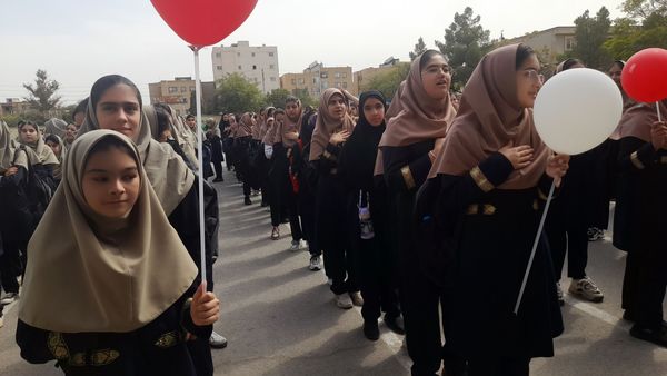 آیین بازگشایی مدارس در دبیرستان نورالهدی 