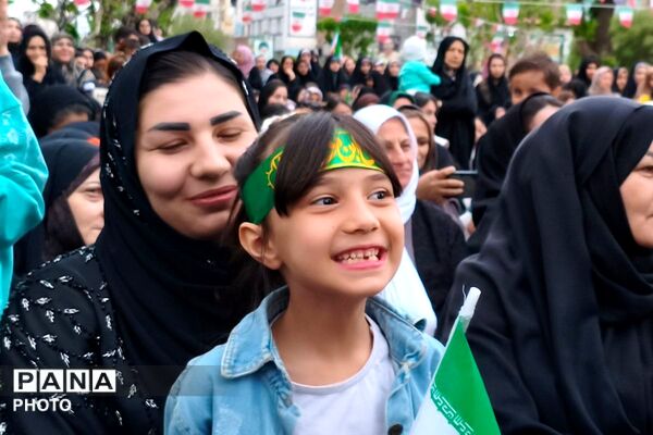 همایش مادر و دختری جان فدا در بهارستان دو