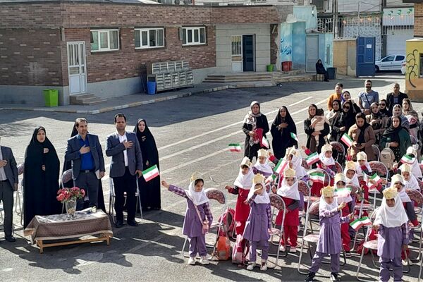برگزاری جشن غنچه ها در آموزشگاه حضرت زینب(س)