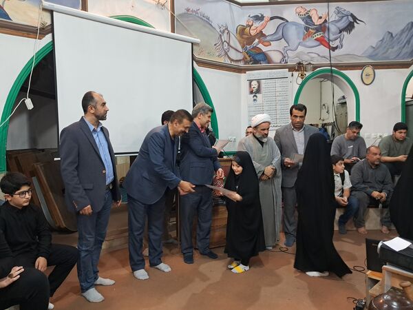 محفل انس با قرآن کریم در زورخانه باب‌الحوائج قائمشهر