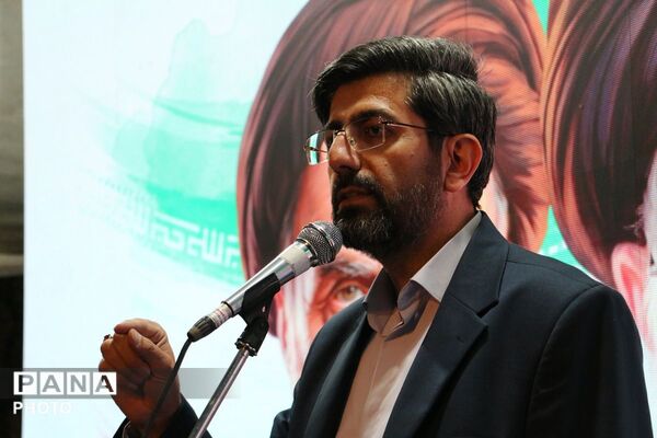 قرچک، میزبان حماسه‌سازی شبانه فرهنگیان در هفته معلم