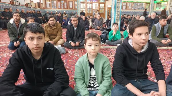 نمازجمعه اهر با صفای حضور نوجوانان