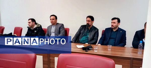 برگزاری جلسه کارگروه تسهیل استان در استانداری