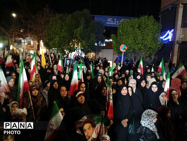 و تا پای جان در کنارت خواهیم ماند، ای یادگار پدر 