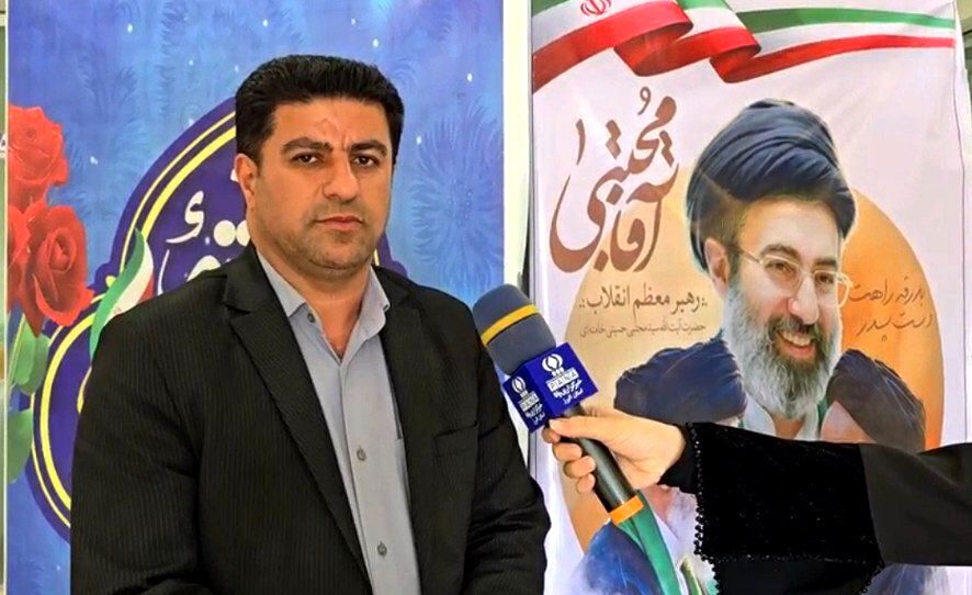 پاداش زحمات معلمان، تنها نزد خداوند متعال است