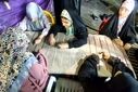 دستان کوچک، یاد بزرگ؛ بافت دستبند به نیابت از شهدا