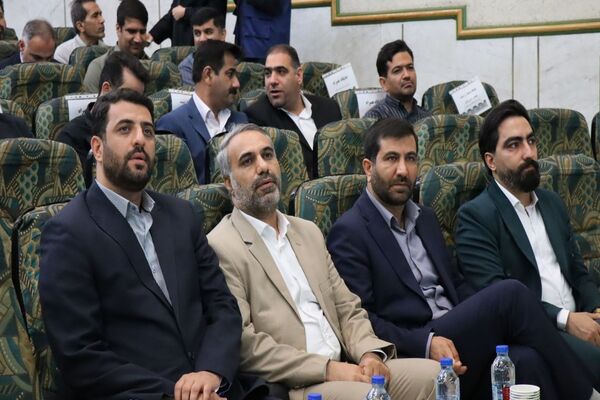 تجلیل از طلایه‌داران برتر تعلیم و تربیت ، آیین تقدیر از معلمین نمونه شهرستان پاکدشت 