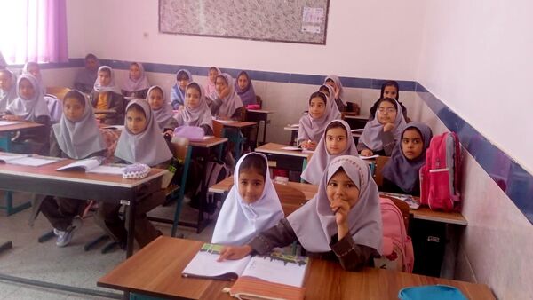 مراسم آغاز سال تحصیلی جدید در دبستان شهید نجفی فدافن 