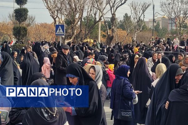 راهپیمایی ۲۲ بهمن، آینه تمام‌نمای همبستگی ملی