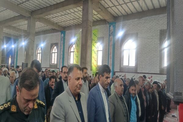 برپایی نماز جمعه و بزرگداشت روز معلم در  مسجد جامع نیشابور