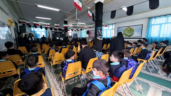 آیین افتتاح طرح توسعه سه کلاسه دبستان شهید مفتح روستای صرم