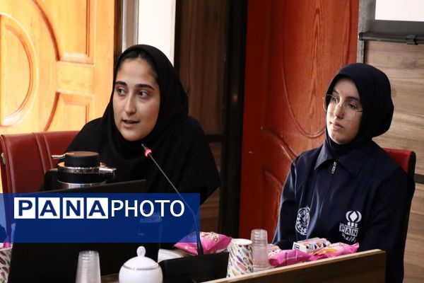 نشست صمیمی فعالین رسانه ای دانش‌آموزان با مدیرعامل خبرگزاری پانا