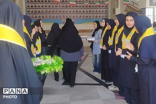  جشن جوانه ها در دبیرستان دخترانه طهورا