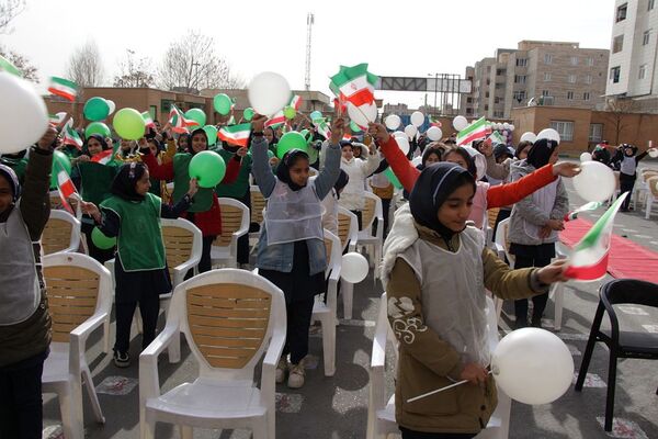 جشن نیکوکاری در مدرسه مهرآیین بهارستان۲