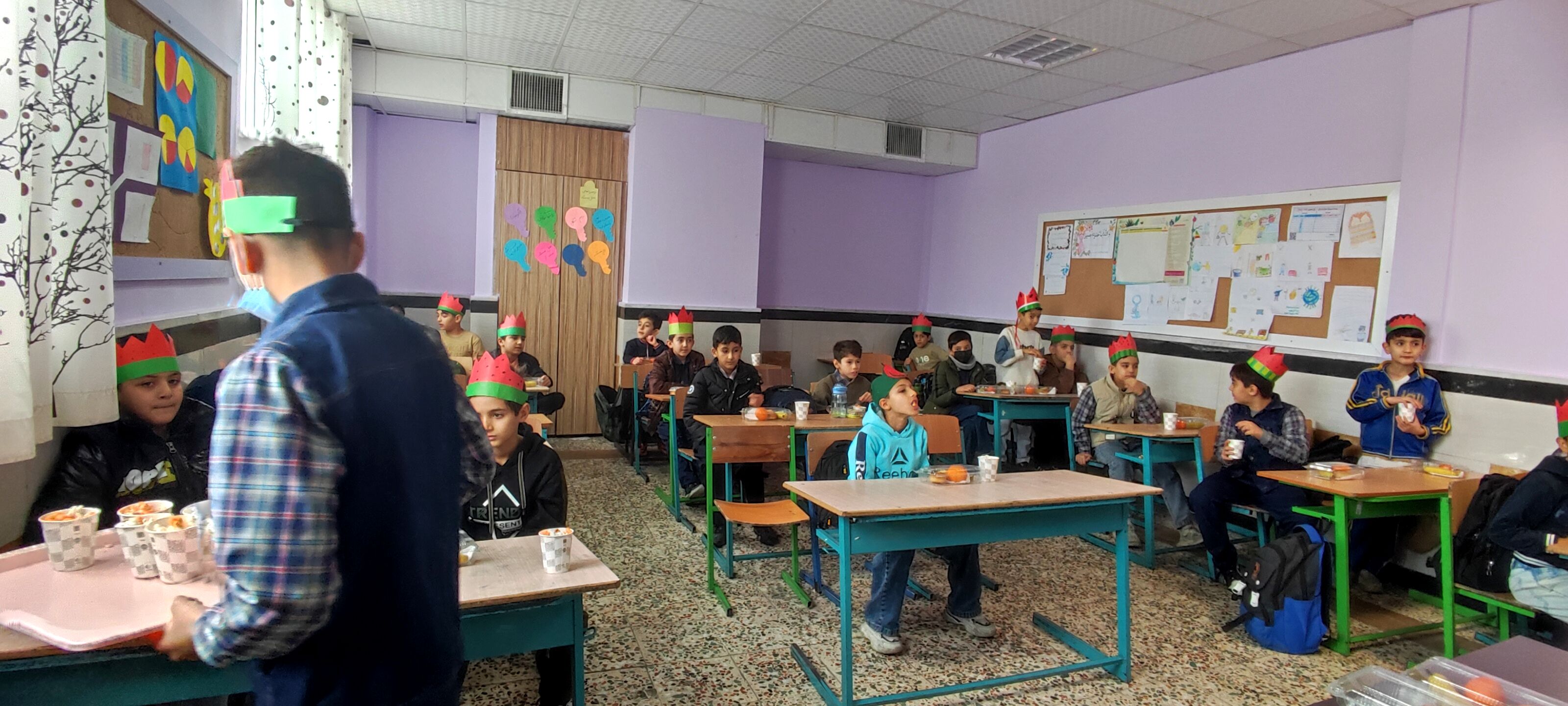 جشن یلدایی در مدرسه شهدای فرهنگی شهرستان شیروان