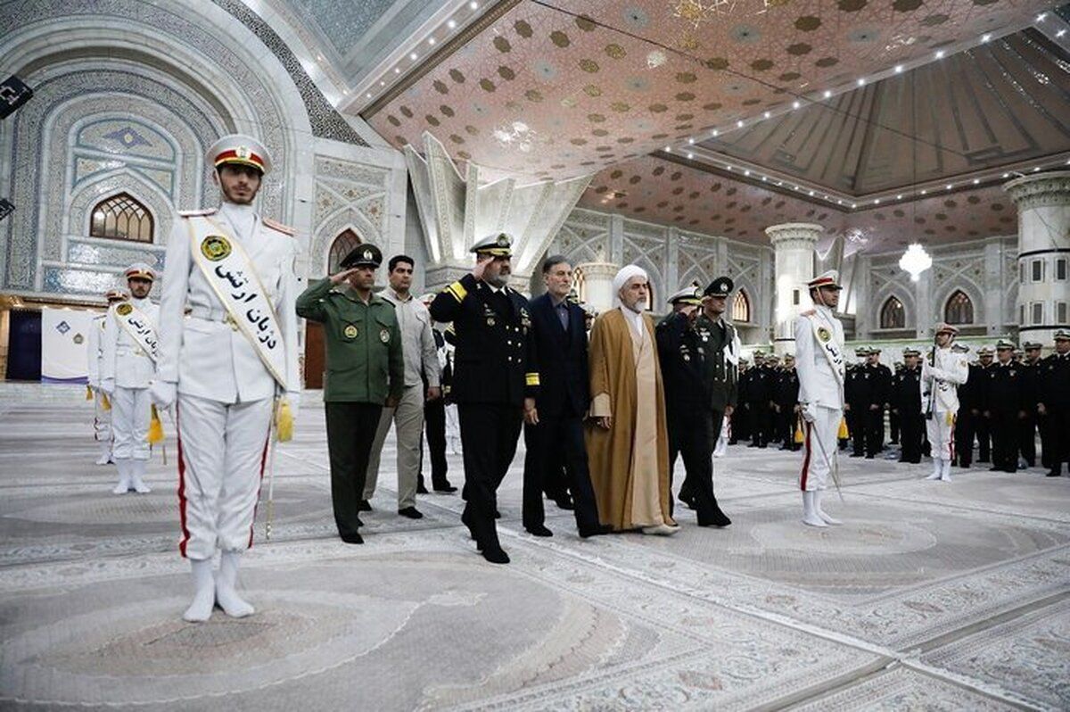 فرماندهان و کارکنان ارتش با آرمان‌های بنیانگذار انقلاب تجدید میثاق کردند