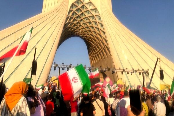 شور غدیر در میدان آزادی؛ پایتخت غرق در جشن ولایت