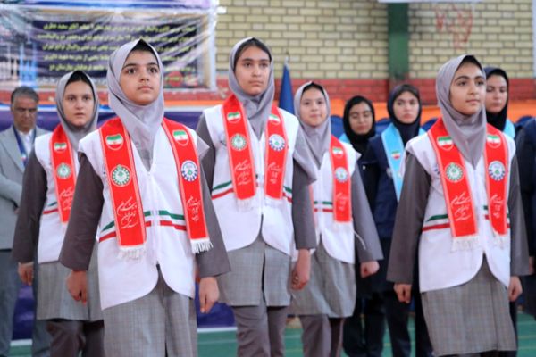 همایش «یاوران انقلاب» در بهارستان‌دو
