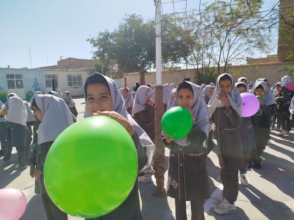 جشنواره روز جهانی کودک در دبستان شهید نجفی فدافن
