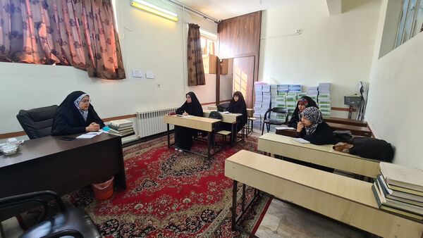 کلاس‌های آمادگی دانش‌آموزان چهل و سومین دوره‌ مسابقات قرآن، عترت و نماز ناحیه۷ مشهد 