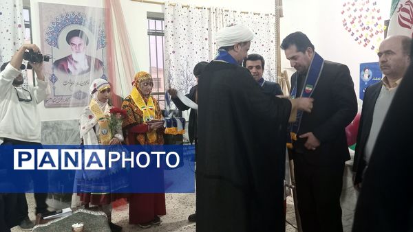 افتتاحیه اردوی تمشک در شهرستان راز و جرگلان