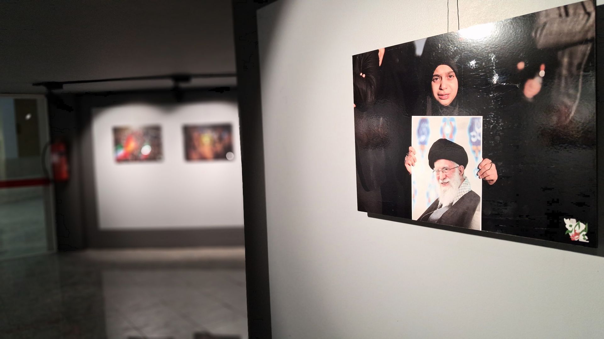 هم‌صداییِ دو نگاه در نمایشگاه «اینجا ایرانه»