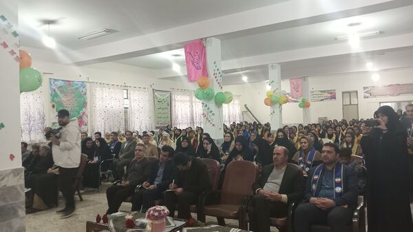 افتتاحیه اردوی تمشک در شهرستان راز و جرگلان