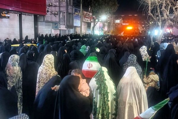 اقامه نماز استغاثه به امام زمان(عج) در شهرستان ملارد