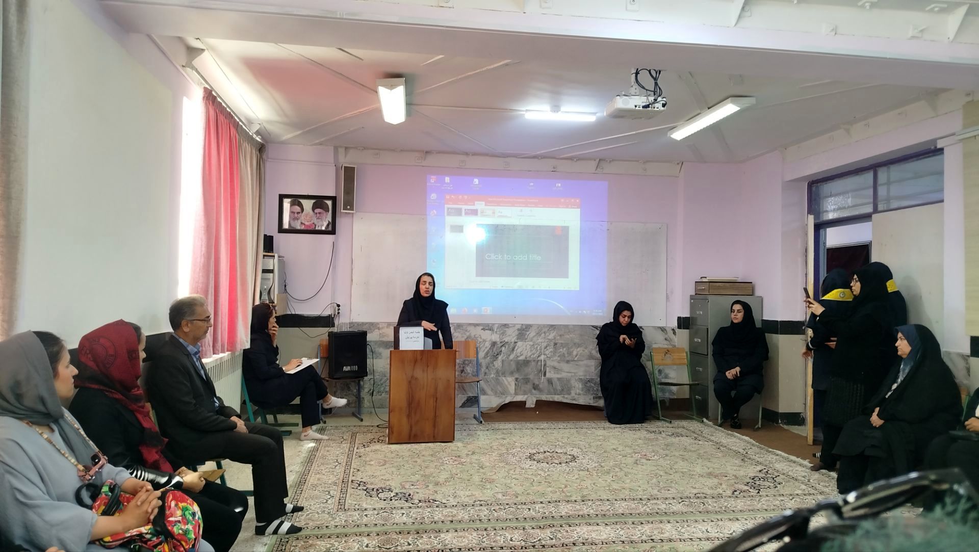 اولین مجمع عمومی انجمن اولیاء و مربیان در دبیرستان پیرایش نیشابور