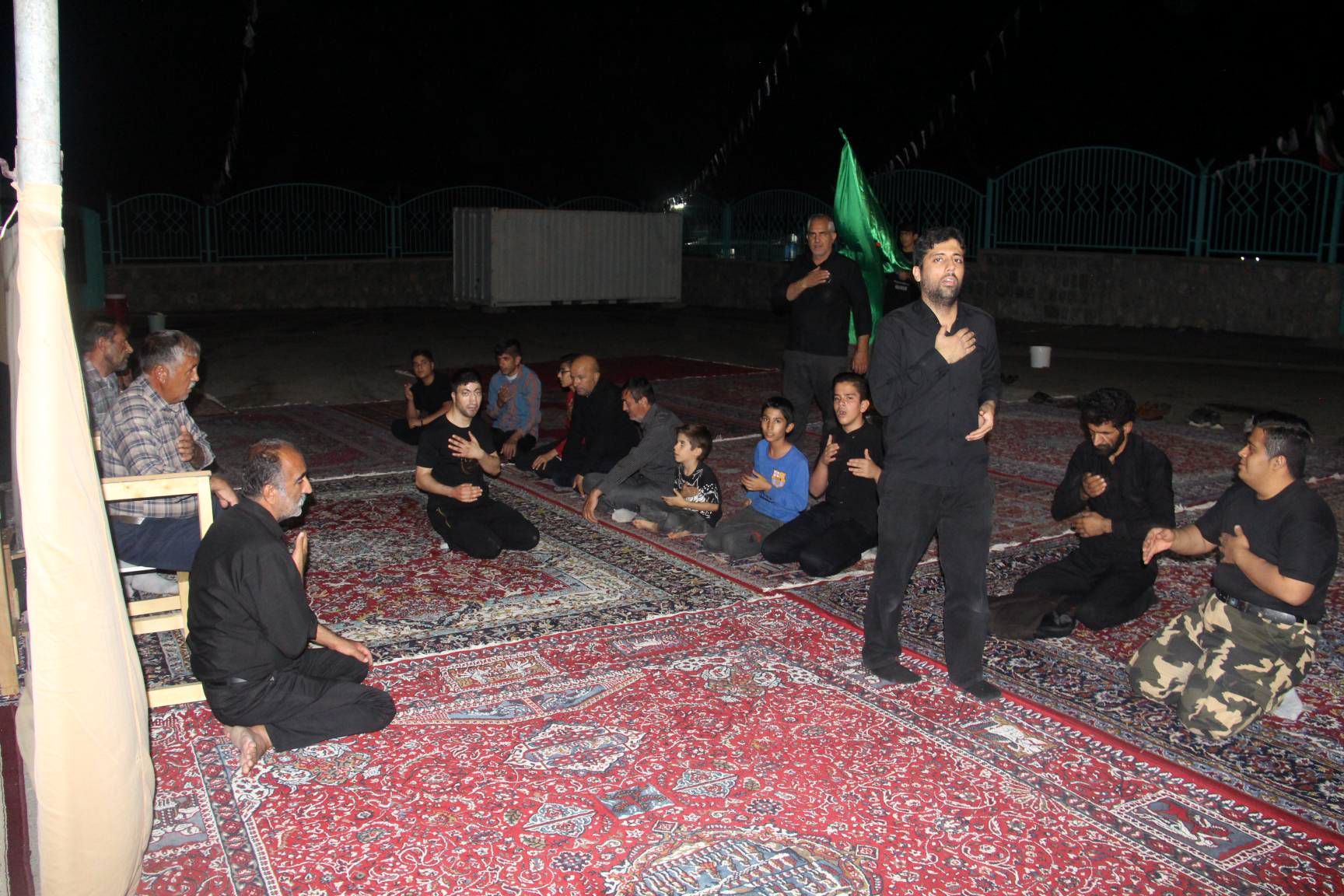 عزاداری شب شام غریبان در مسجد امام هادی(ع) 