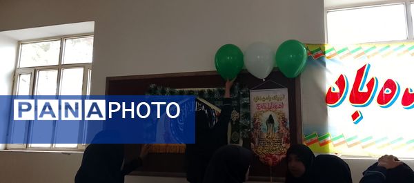 تقدیر از دانش آموزان برتر آموزشی  آموزشگاه دخترانه شهدای ۳۸ 